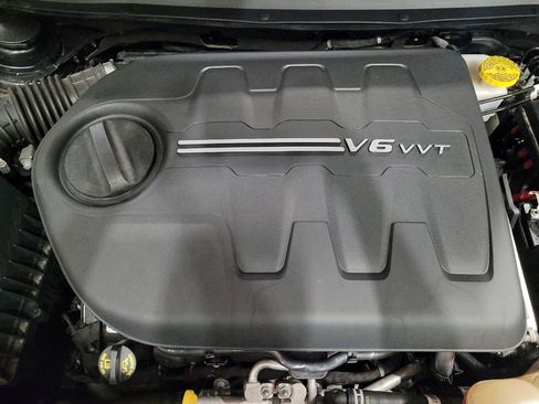 Used 2021 Jeep Cherokee Limited AWD/4WD image 30