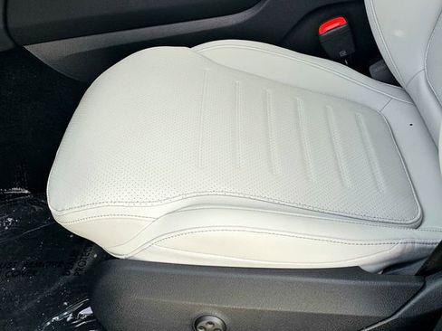 New 2026 Mercedes-Benz GLC 300 GLC 300 Coupe image 17