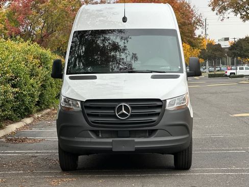 New 2026 Mercedes-Benz Sprinter 2500 image 8