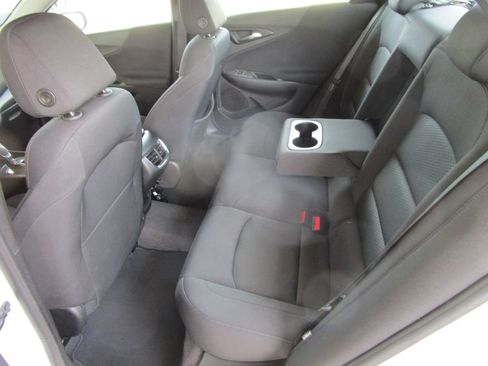 Used 2024 Chevrolet Malibu LT FWD image 16