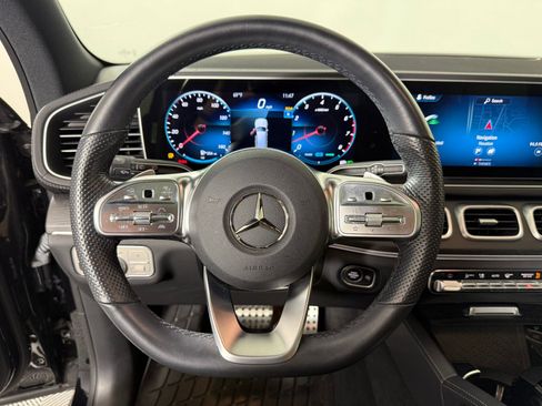 Used 2023 Mercedes-Benz GLS 450 4MATIC image 17