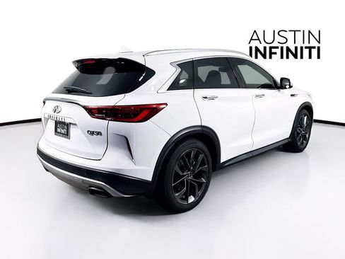 Certified 2019 INFINITI QX50 Essential w/ Sensory Package FWD image 9
