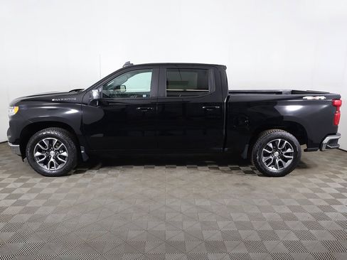 Used 2024 Chevrolet Silverado 1500 LT image 16