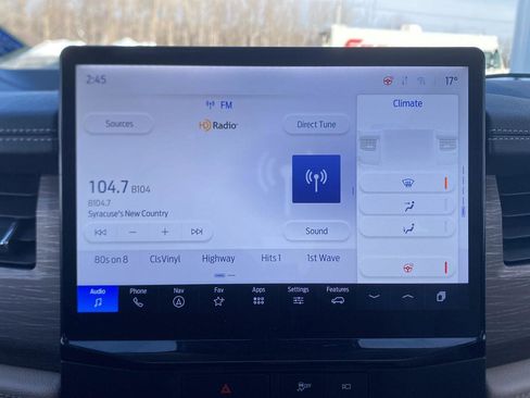 Used 2022 Ford Expedition Limited image 27