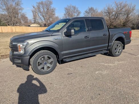 Used 2018 Ford F150 Lariat w/ Equipment Group 502A Luxury image 2