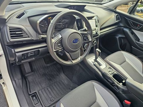 Used 2021 Subaru Crosstrek 2.0i Premium AWD/4WD image 19