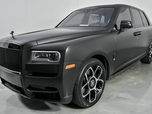 Used 2019 Rolls-Royce Cullinan image 6