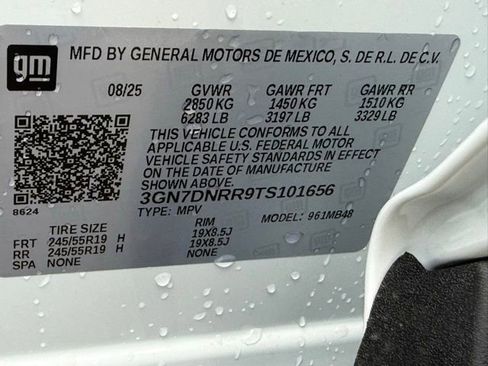 New 2026 Chevrolet Equinox EV LT image 40