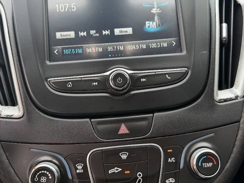 Used 2016 Chevrolet Malibu LS FWD image 12