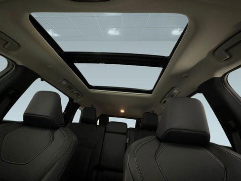 Used 2025 INFINITI QX60 Luxe image 13