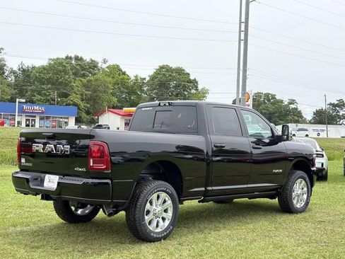 New 2026 RAM 2500 Laramie AWD/4WD image 6
