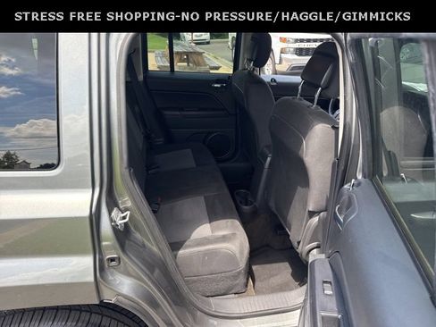 Used 2014 Jeep Patriot Latitude image 28