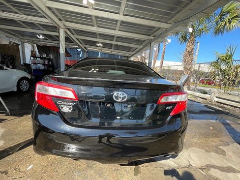 Used 2012 Toyota Camry SE image 8