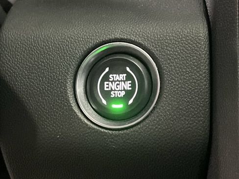 Certified 2024 GMC Acadia Elevation w/ Black Edition FWD image 33