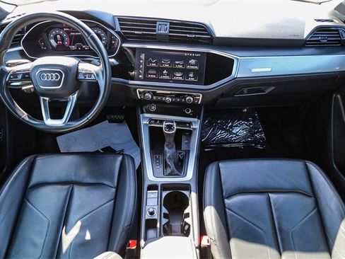 Used 2023 Audi Q3 2.0T Premium image 13