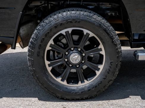 Used 2024 RAM 2500 Tradesman w/ Chrome Appearance Group AWD/4WD image 59