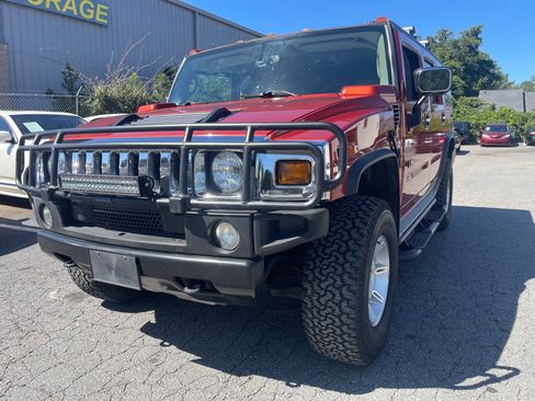 Used 2003 HUMMER H2 w/ Preferred Equipment Group image 2