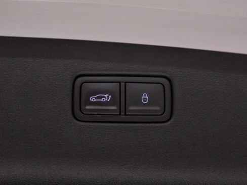 Certified 2024 Genesis GV70 2.5T w/ Select Package AWD/4WD image 31