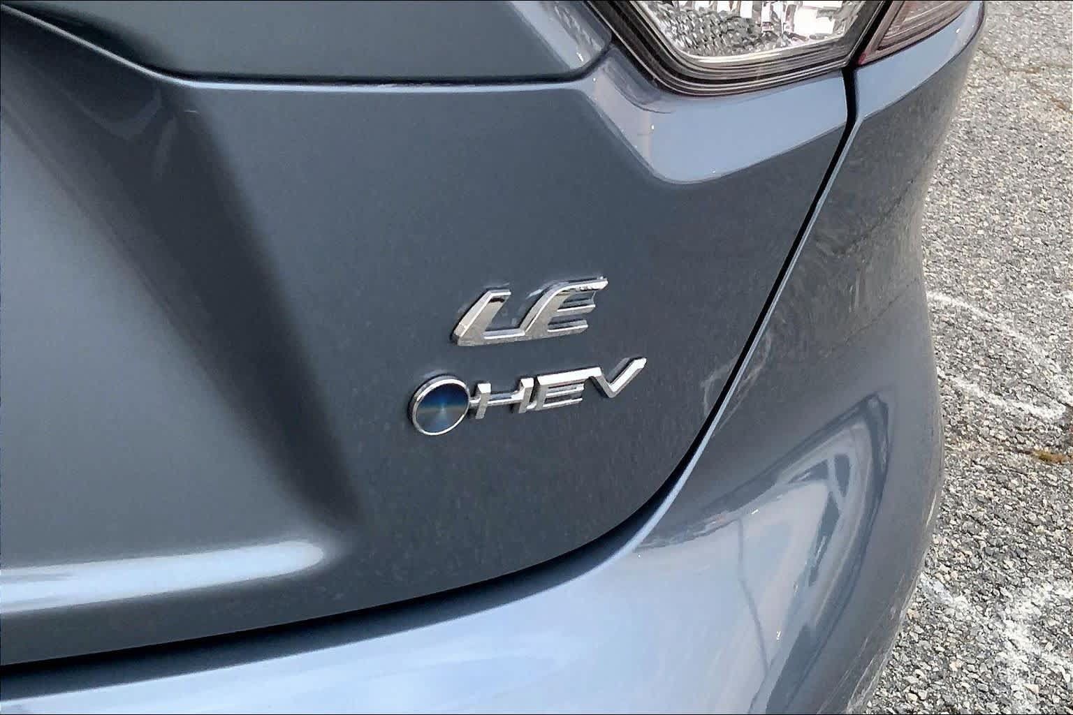Used 2025 Toyota Corolla LE FWD image 10
