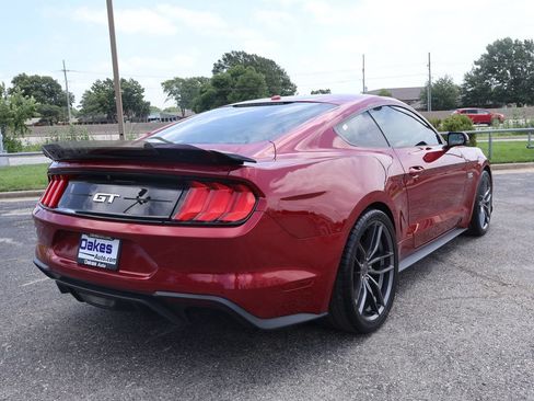 Used 2019 Ford Mustang GT Premium RWD image 7