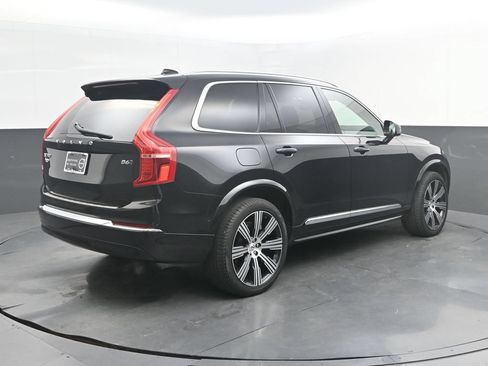 Certified 2024 Volvo XC90 B6 Plus w/ Protection Package Premier AWD/4WD image 7