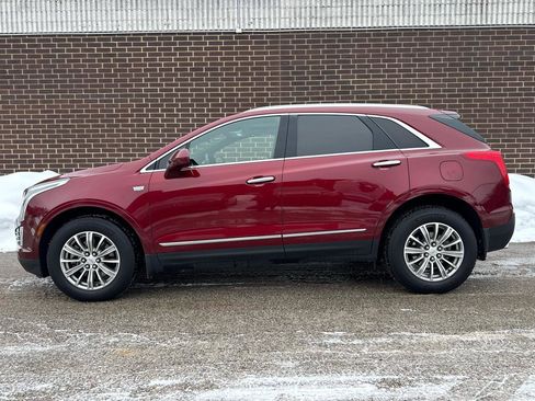Used 2018 Cadillac XT5 Luxury w/ Driver Awareness Package image 2