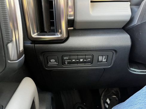 New 2025 GMC Hummer EV 3X image 16