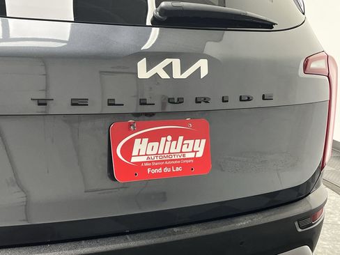 Used 2022 Kia Telluride SX w/ SX Prestige Package image 36