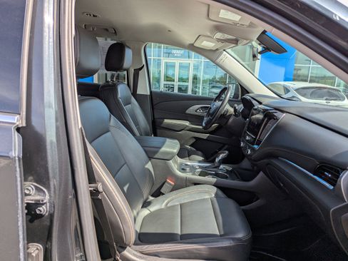 Certified 2021 Chevrolet Traverse LT AWD/4WD image 43