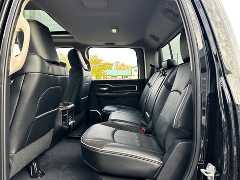 New 2024 RAM 2500 Laramie image 8
