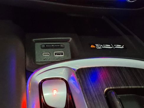 Used 2023 Buick Enclave Avenir w/ Avenir Technology Package image 26