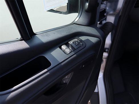 New 2025 Mercedes-Benz Sprinter 2500 image 18
