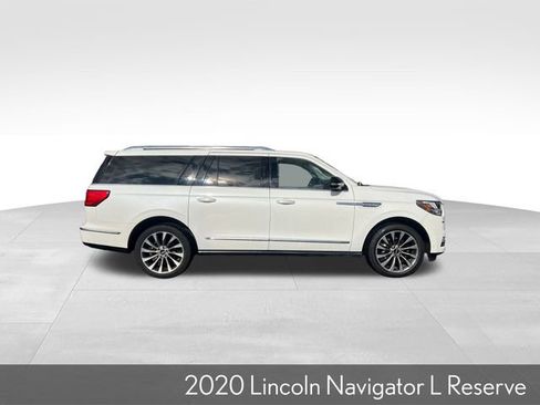 Used 2020 Lincoln Navigator L Reserve w/ Luxury Package image 5