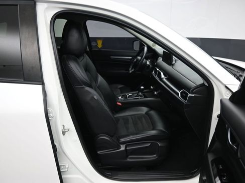 Used 2021 MAZDA CX-5 Touring image 37