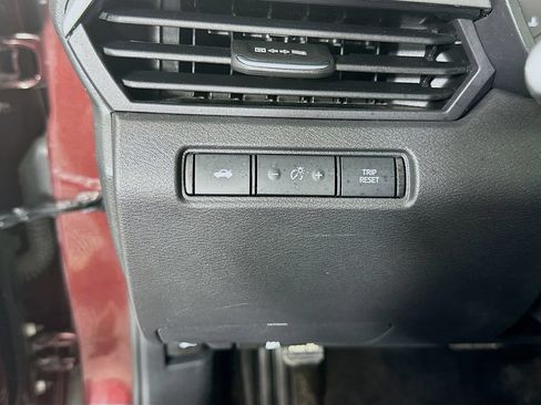 Certified 2025 Nissan Altima 2.5 SV FWD image 26