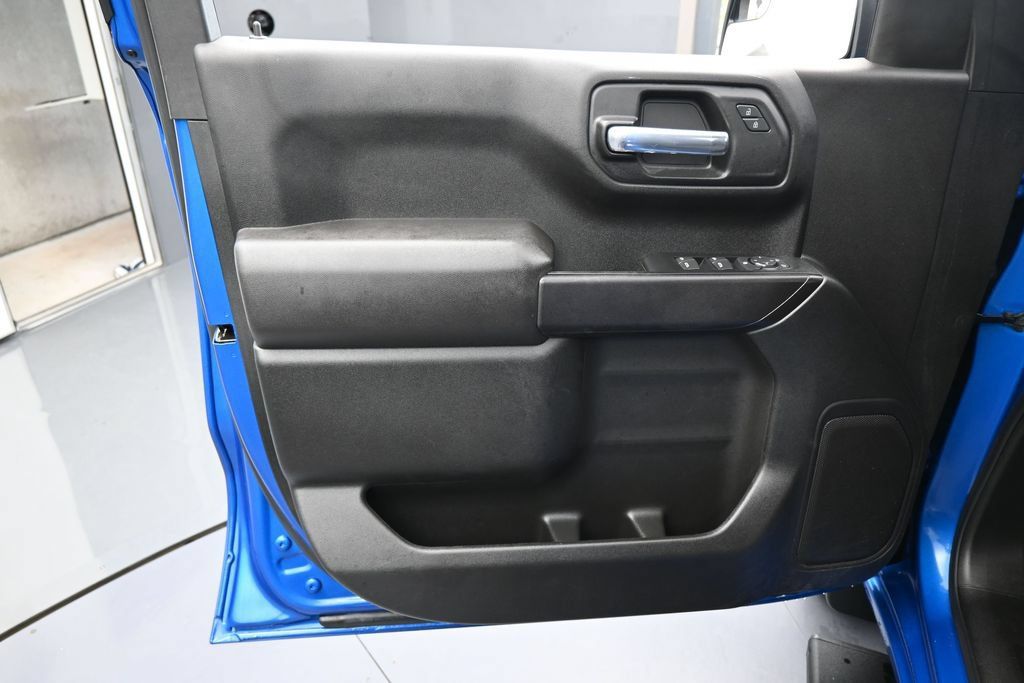 Used 2024 Chevrolet Silverado 1500 Custom RWD image 13