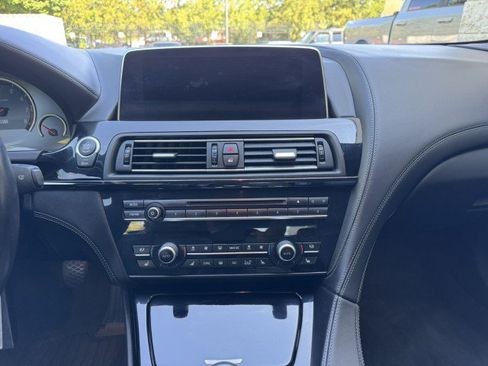 Used 2018 BMW M6 Gran Coupe RWD image 35