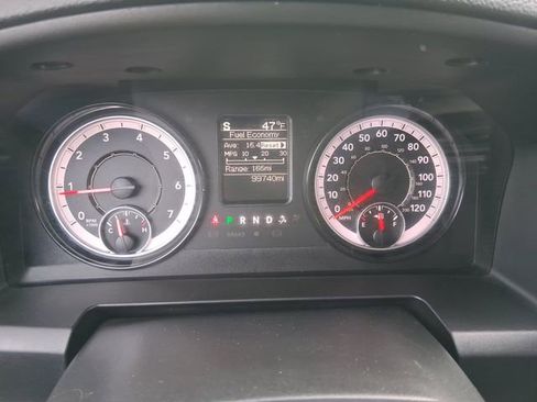 Used 2022 RAM 1500 Classic SLT w/ Trailer Tow Group image 19