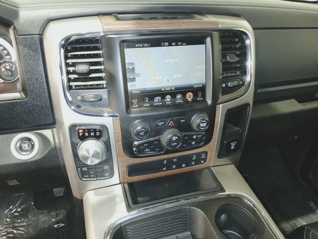 Used 2016 RAM 1500 Laramie w/ Convenience Group AWD/4WD image 17