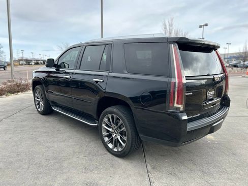 Used 2019 Cadillac Escalade Luxury w/ Escalade Sport Edition image 5