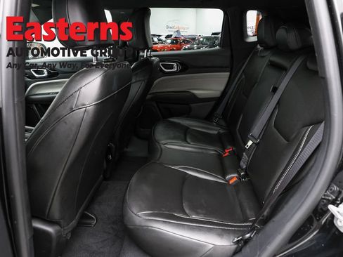 Used 2025 Jeep Compass Limited AWD/4WD image 21