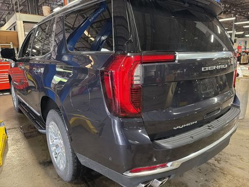 Used 2025 GMC Yukon Denali image 10
