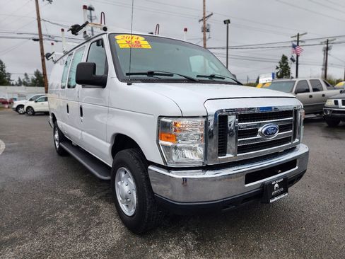 Used 2014 Ford E-250 and Econoline 250 E-250 w/ Power Group image 5
