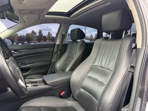 Used 2019 Honda Accord EX-L image 9