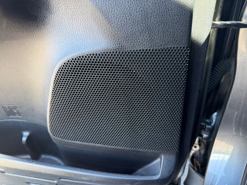 Used 2015 Toyota RAV4 Limited FWD image 25