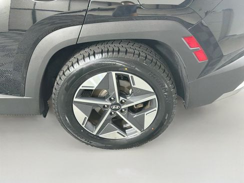 Used 2025 Hyundai Tucson SEL FWD image 11