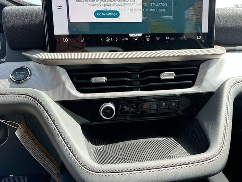 New 2026 Ford Explorer Active RWD image 21