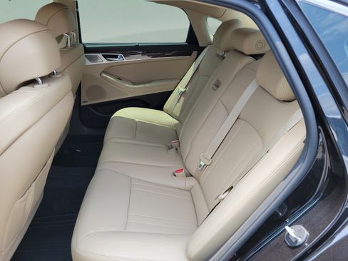 Used 2019 Genesis G80 3.8 w/ Sport Package 02 RWD image 15
