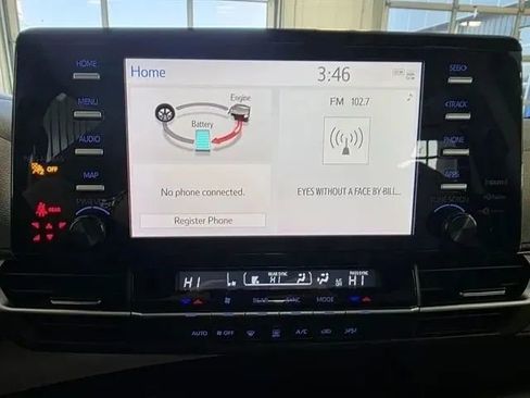 Used 2021 Toyota Sienna LE image 33