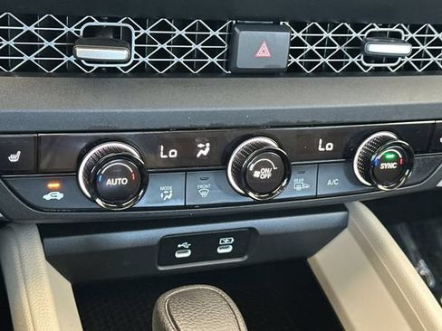 Certified 2024 Honda Accord EX image 22